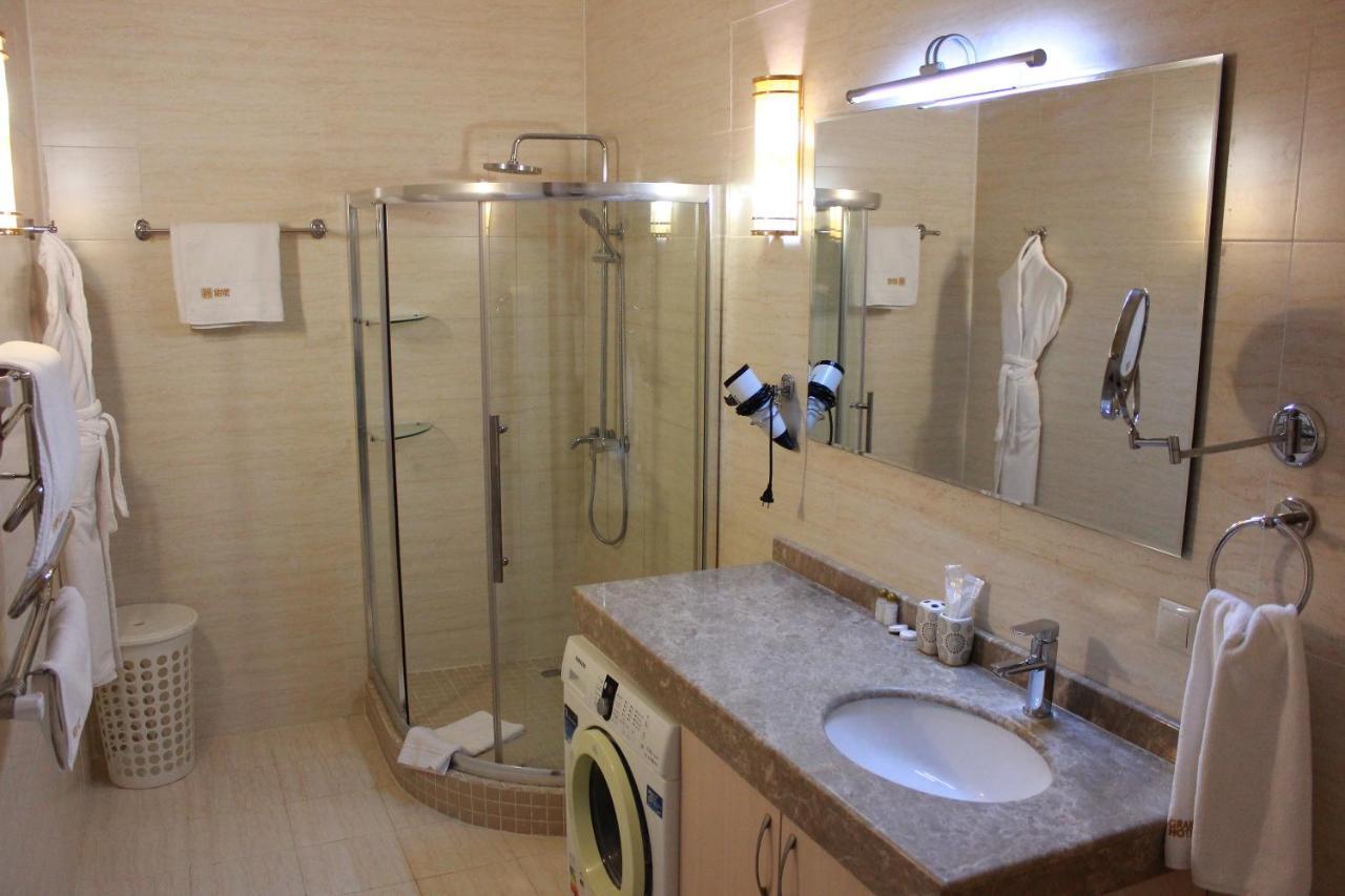 Atb Grand Hotel Atyrau Exterior photo